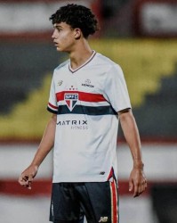 天博体育-斯基拉：巴萨、国米、米兰看上圣保罗16岁前腰扎巴雷利