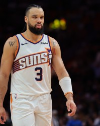 天博体育app下载-不太行！狄龙复出13投仅4中拿到9分5板有5犯规 三分3中1